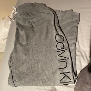 LG Calvin Klein Joggers